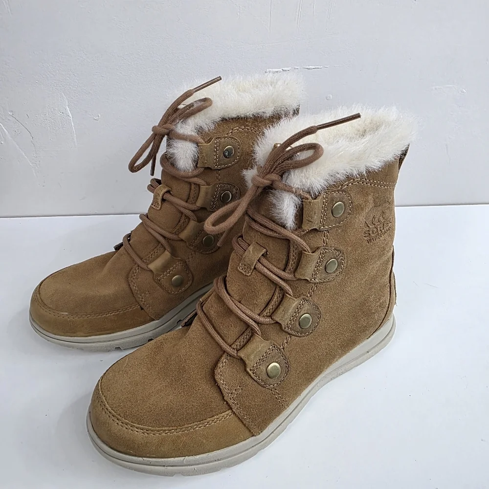 Sorel Explorer Joan Women's Brown Winter Boots with White Fur, Size 6.5